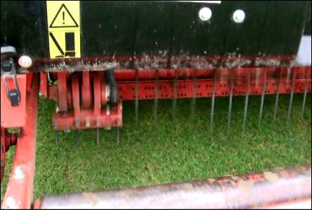 C:\Users\Iainj\Documents\AerationInCricket\Guidelines\Version 3\Spiking.png